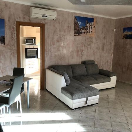 Casa Vacanza Bella Puglia Martina Franca Bagian luar foto